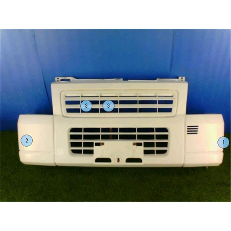 スズキ　DA65T フロントバンパー スズキ 純正 キャリー 《 DA65T 》 フロントバンパー P20600-26001086