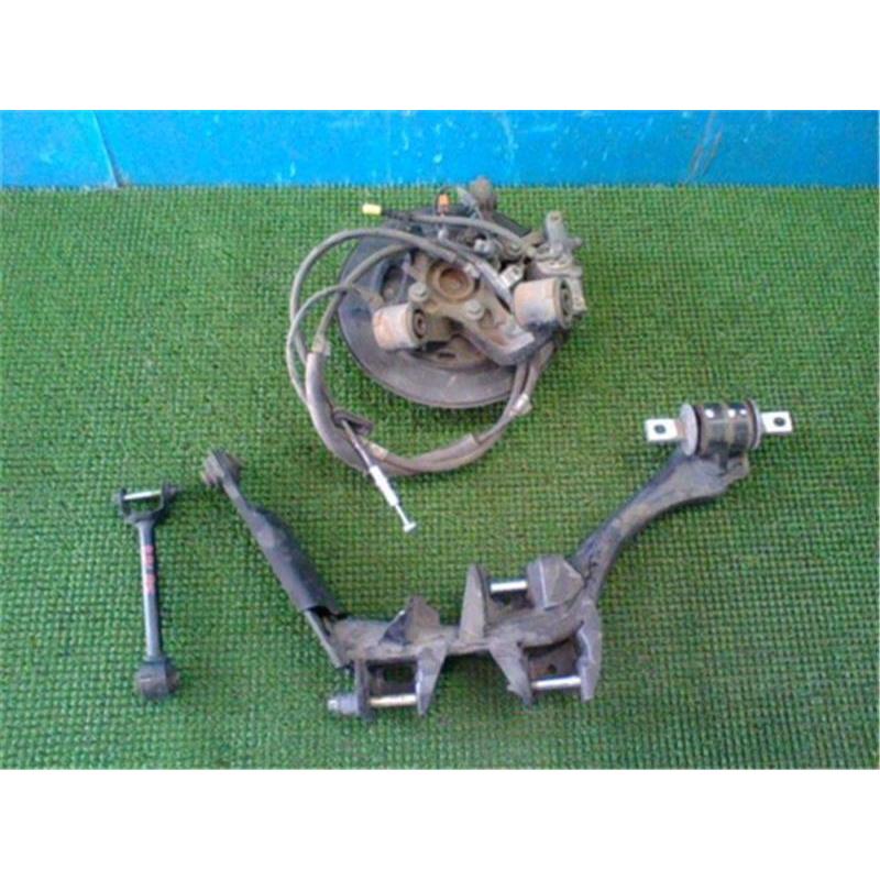 ホンダ 純正 オデッセイ 《 RB1 》 右リアナックルハブ 42200-SFE-951 