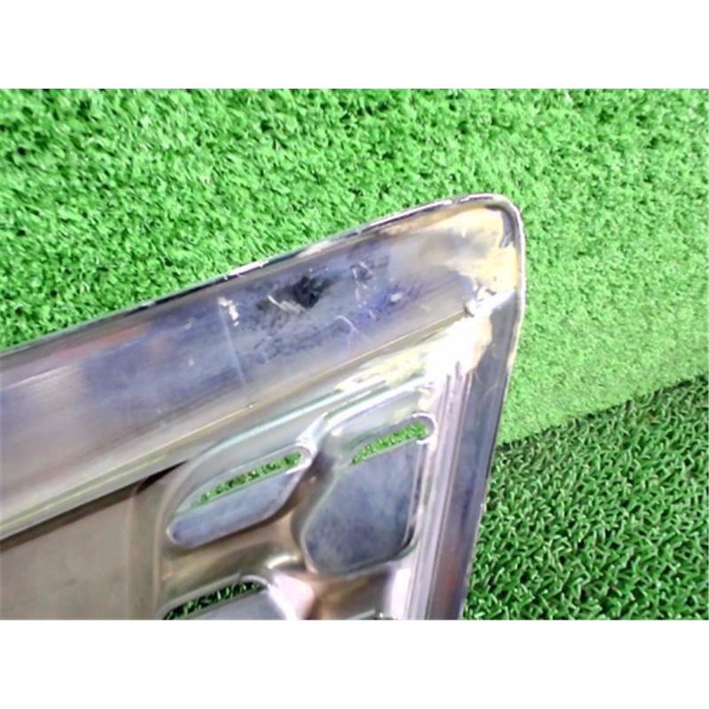 キャラバングリル 日産 純正 NV350キャラバン 《 CW8E26 》 フロントグリル 62310