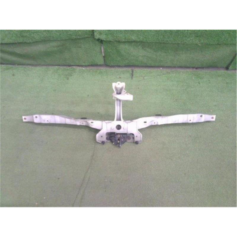 トヨタ 純正 ハイエース 《 TRH226K 》 ラジエターコアサポート