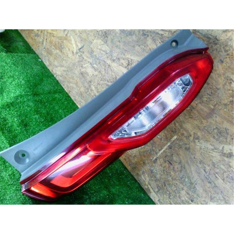 ホンダ 純正 N-BOX 《 JF4 》 右テールランプ P21600-23000682 ホンダ 純正 N-BOX 《 JF4 》 右テールランプ P21600-23000682