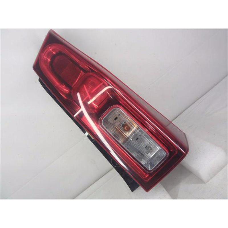 ダイハツ 純正 タント 《 LA650S 》 右テールランプ - P21600-24005388 