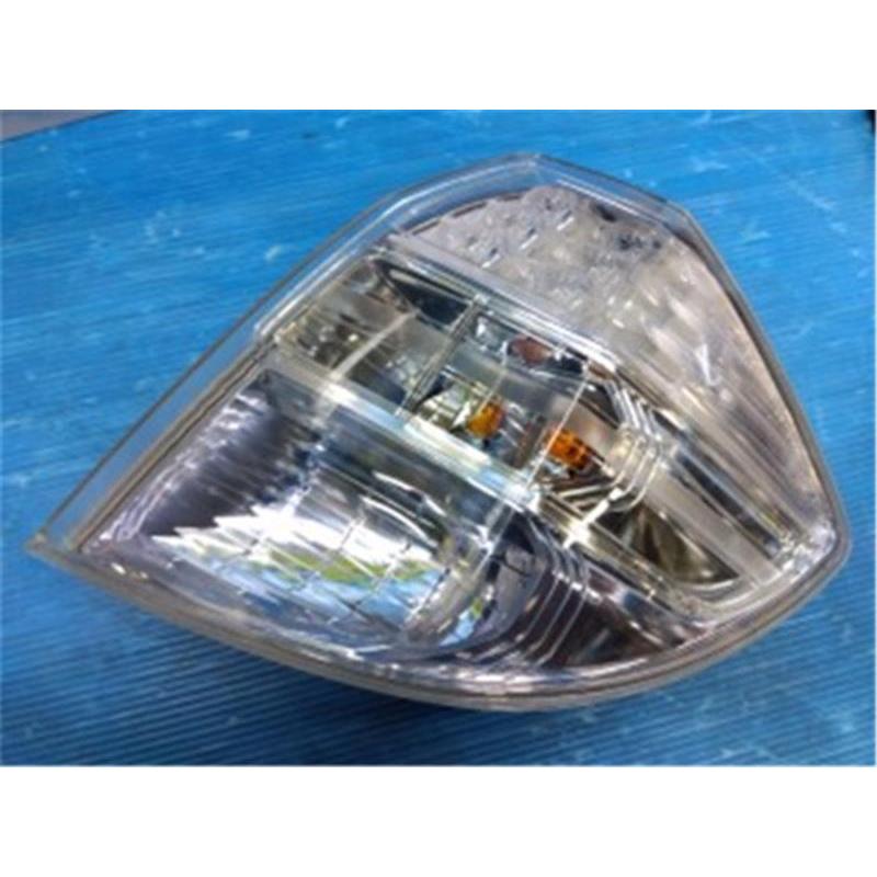 HONDA｜ホンダ 純正部品 33500-TF0-J71 テールランプ ホンダ 純正 フィット 《 GP1 》 右テールランプ 33500-TF0-J71 P21800