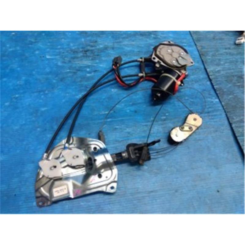 三菱 純正 デリカD5 《 CV5W 》 左パワースライドモーター