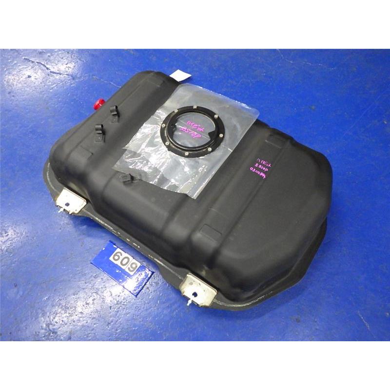 ダイハツ 純正 ハイゼット 《 S510P 》 フューエルタンク P21900