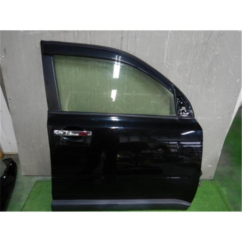 日産エクストレイルの運転席ドアガラス - パーツ 