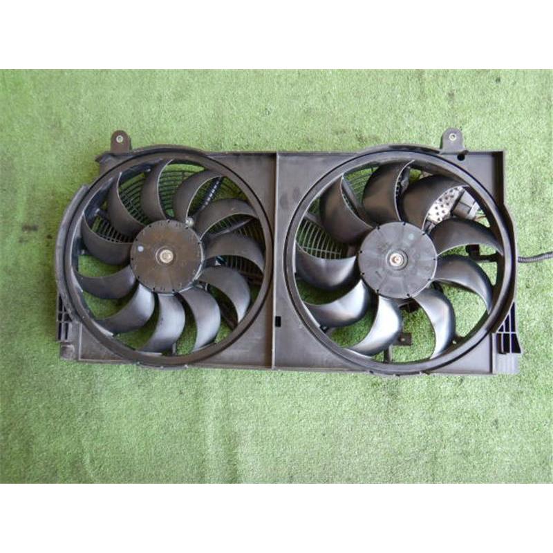 ティーリーフ　３００枚　８月28日発送 日産 純正 リーフ 《 AZE0 》 電動ファン 21481-3NK0B P22000