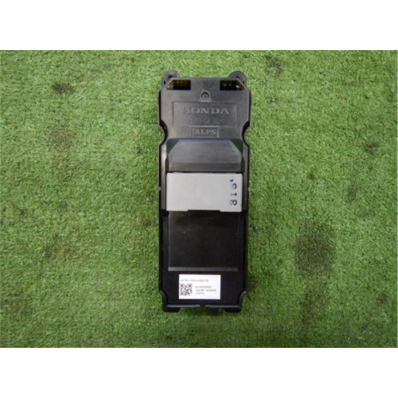 Honda N-WGN 照明付きパワーウィンドウスイッチ Honda N-WGN 照明付きパワーウィンドウスイッチ Honda N-WGN