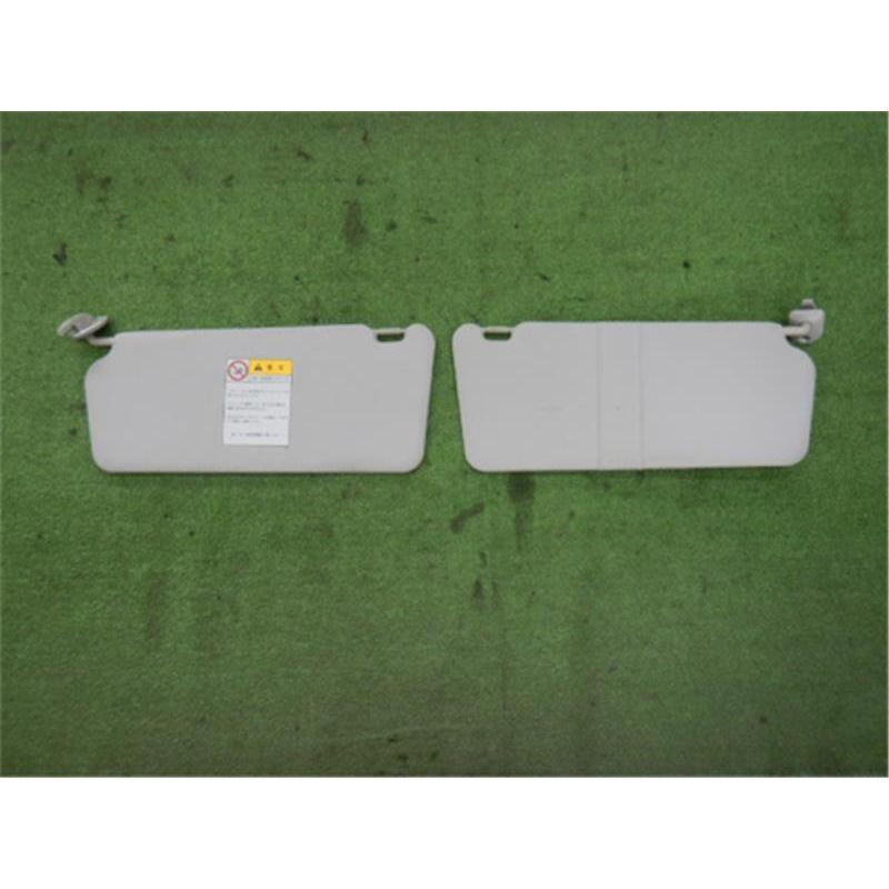 スズキ 純正 エブリィ 《 DA64V 》 サンバイザー P22000-23001920