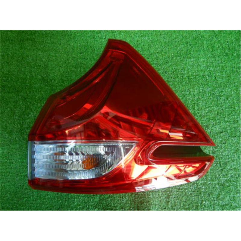 ホンダ 純正 フリード 《 GB8 》 右テールランプ 33500-TDK-N01 P22000