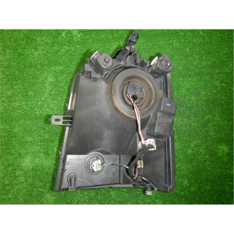 no.352,スズキエブリー右ヘッドライト 日本製 スズキ 純正 エブリィ 《 DA64V 》 右ヘッドライト 35120-68H52