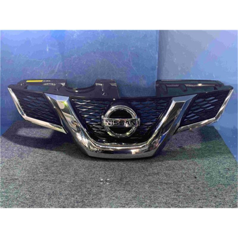 日産 エスクトレイルT32純正 フロントグリル 日産 純正 エクストレイル 《 T32 》 フロントグリル P30200-25007749