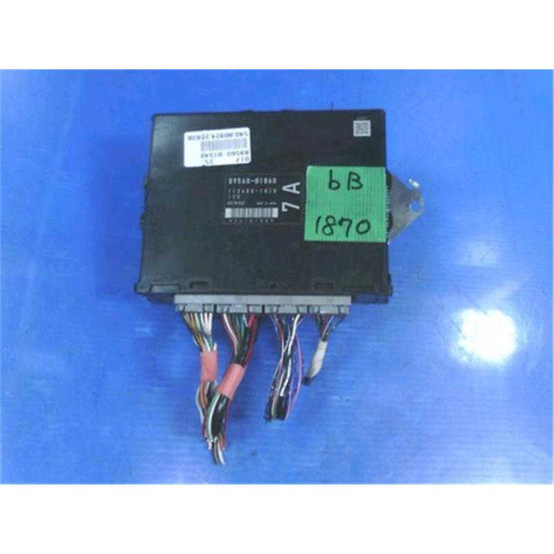 トヨタ 純正 bB 《 QNC20 》 エンジンコンピューター 89560-B1540