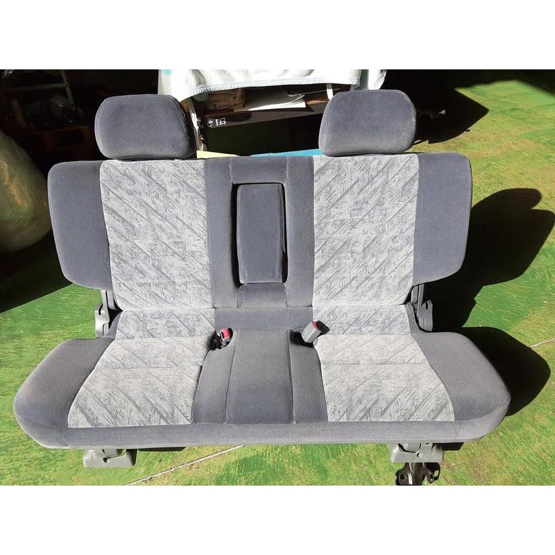 トヨタ 純正 ランドクルーザープラド 《 RZJ95W 》 リアシート P30700