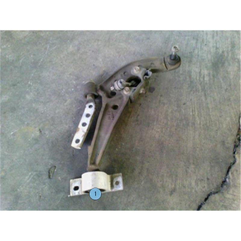 日産 純正 セレナ 《 TC24 》 右フロントロアアーム 54500-4N000 P31100-21009573 :31100-21009573:NGPパーツ王ヤフーショッピング店 通販 中古部品 セレナ TC24 右フロントロアアーム