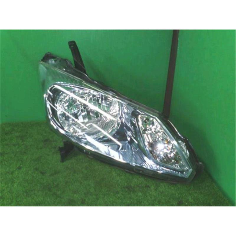 フリード 右ヘッドライト