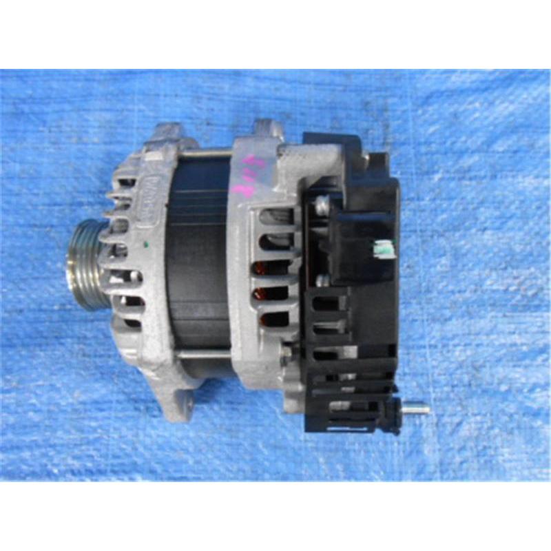 スズキ 純正 ソリオ 《 MA36S 》 オルタネーター 96100-81P40 P31400