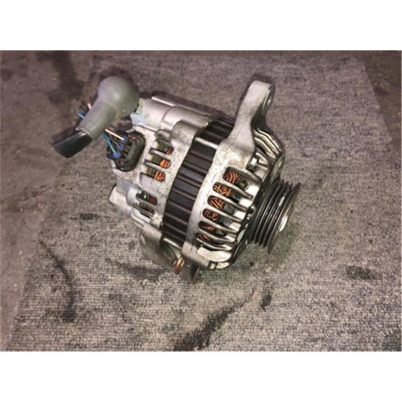 スズキ 純正 ジムニー 《 JB23W 》 オルタネーター 31400-76J12 スズキ 純正 ジムニー 《 JB23W 》 オルタネーター 31400-76J12
