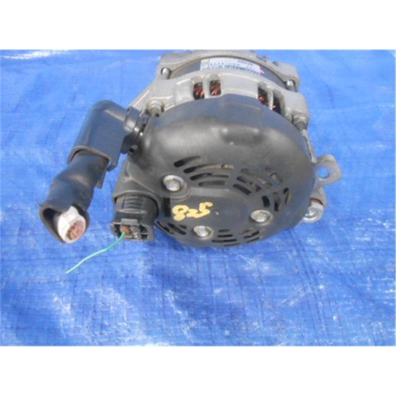スペーシア　純正　MK32S用セット スズキ 純正 スペーシア 《 MK32S 》 ヘッドレスト P11400