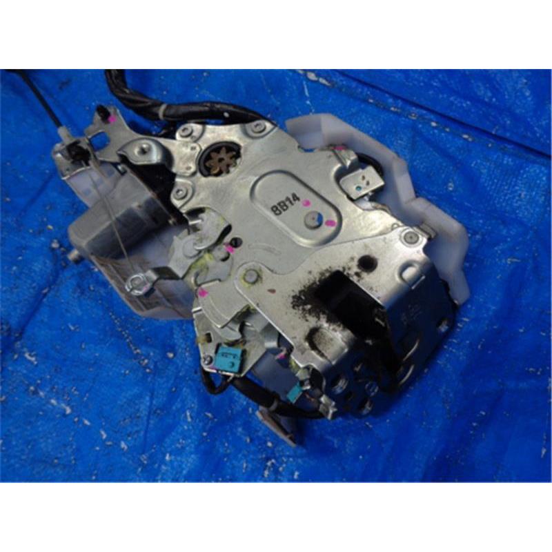 日産 純正 セレナ 《 CC25 》 右リアドアロック 82500-1GZ0A