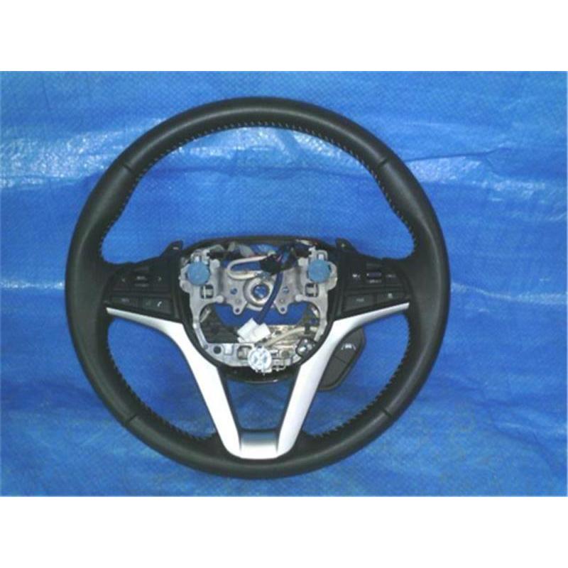 イタリア製 ステアリングホイール MOMO STREET ストリート モモ ハンドルカバー ステアリング