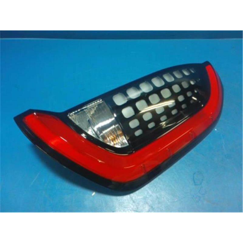 トヨタ 純正 シエンタ 《 MXPL10G 》 右テールランプ 81551-52F70