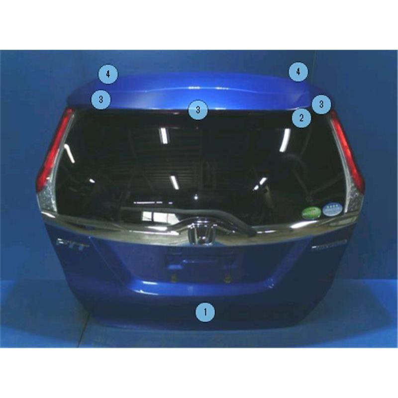 フィットGP5　リアゲート左右ランプ imgrc0136639175.jpg