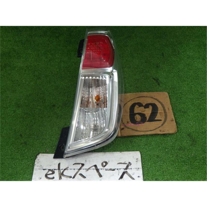 三菱 純正 eKスペース 《 B11A 》 右テールランプ 8330B126 P40200 
