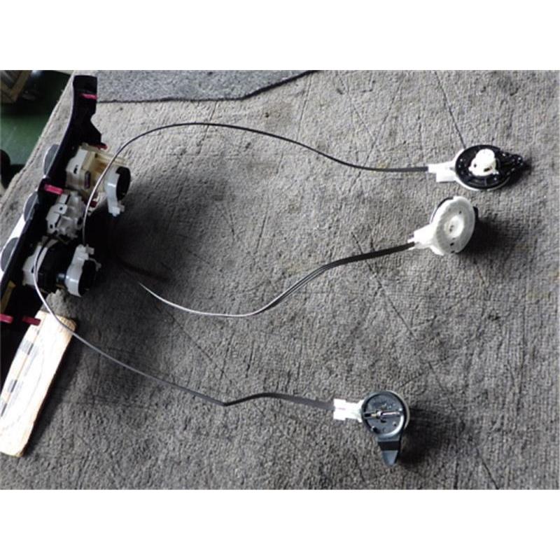 トヨタ 純正 ヴィッツ 《 KSP130 》 エアコンスイッチパネル P40200