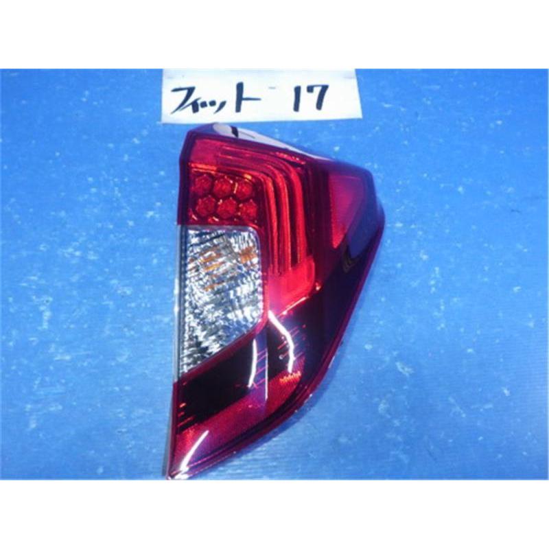 ホンダ 純正 フィット 《 GK5 》 右テールランプ 33500-T5A-J22 P40200