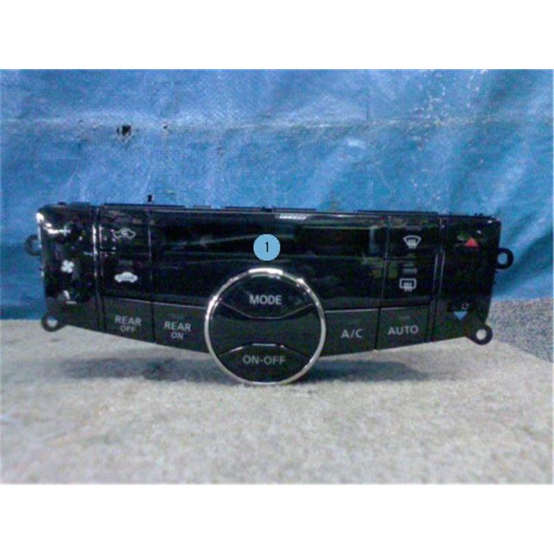 セレナC26 ナビ DVD Bluetooth+エアコンパネル セレナC26 ナビ DVD Bluetooth+エアコンパネル
