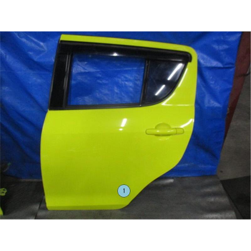 スズキ 純正 スイフト 《 ZC32S 》 左リアドア 68004-71L00 P41400