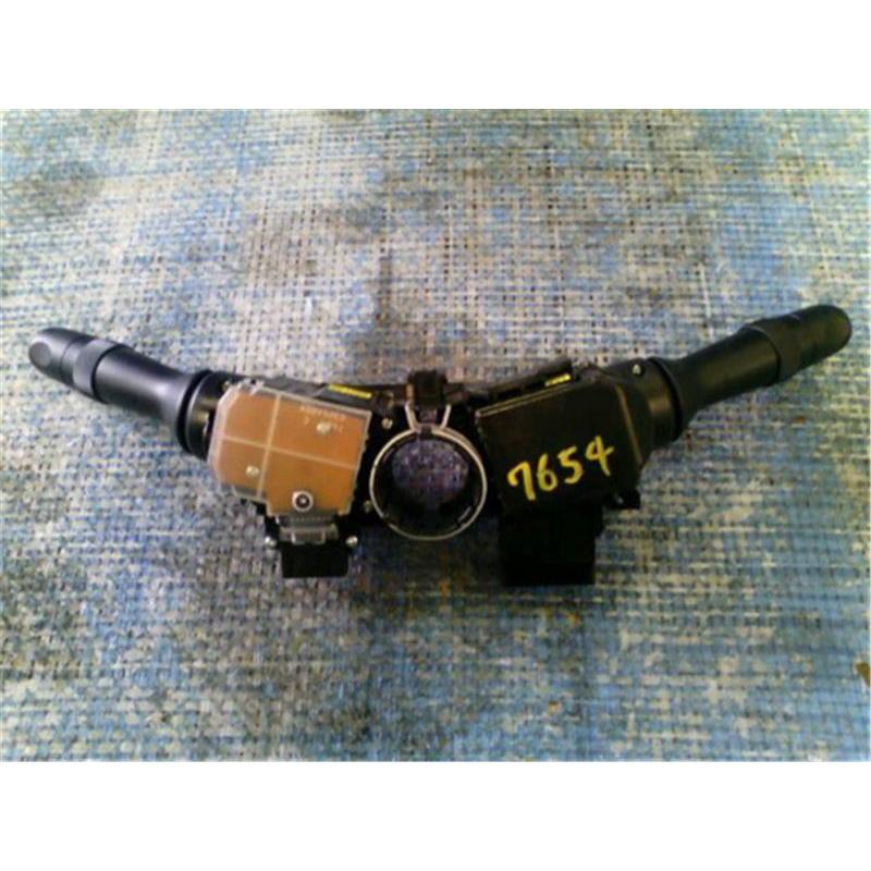 トヨタ 純正 アクア 《 NHP10 》 ディマースイッチ 84140-42070