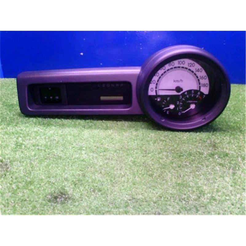 トヨタ 純正 bB 《 NCP31 》 スピードメーター 83800-5C670 P41600 