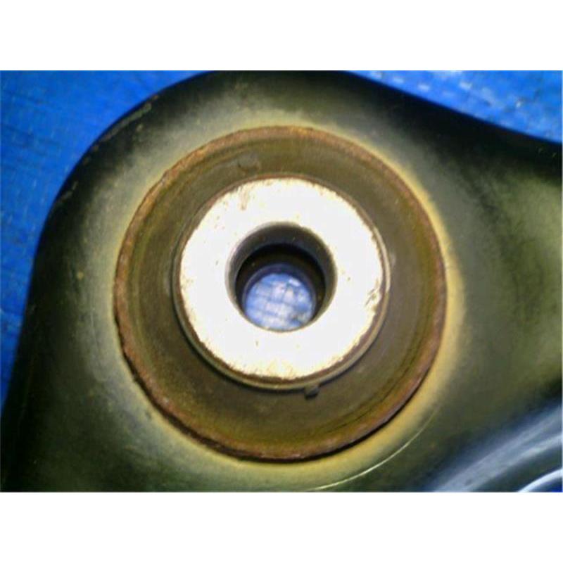 日産 純正 ノート 《 E12 》 右フロントロアアーム 54500-3VA1A