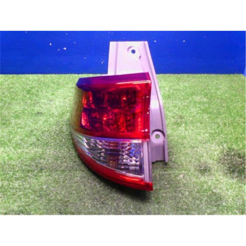 トヨタ 純正 エスティマ 《 AHR20W 》 左テールランプ 81561-28503