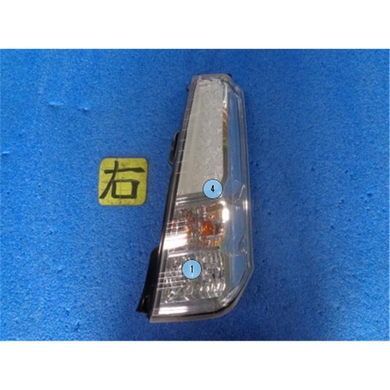 ワゴンR 右テールランプ ワゴンR ワゴンR DBA-MH22S 右テールランプ スティングレーX