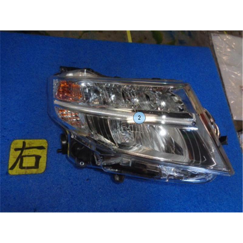 トヨタ 純正 ルーミー 《 M900A 》 右ヘッドライト P41700-23004090 