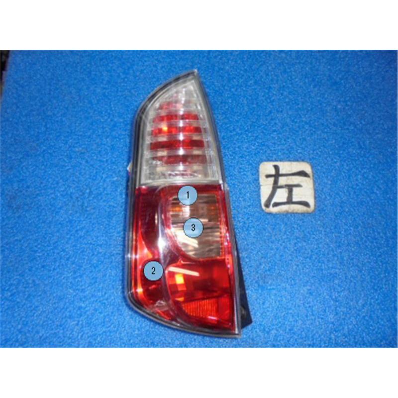トヨタ　パッソ　KGC10 テールランプ 左右セット　美品 トヨタ 純正 パッソ 《 KGC10 》 左テールランプ P41700-24001616