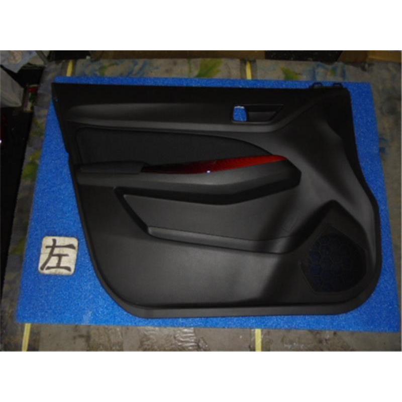 スズキ 純正 スイフト 《 ZC33S 》 左フロントドアトリム P41700