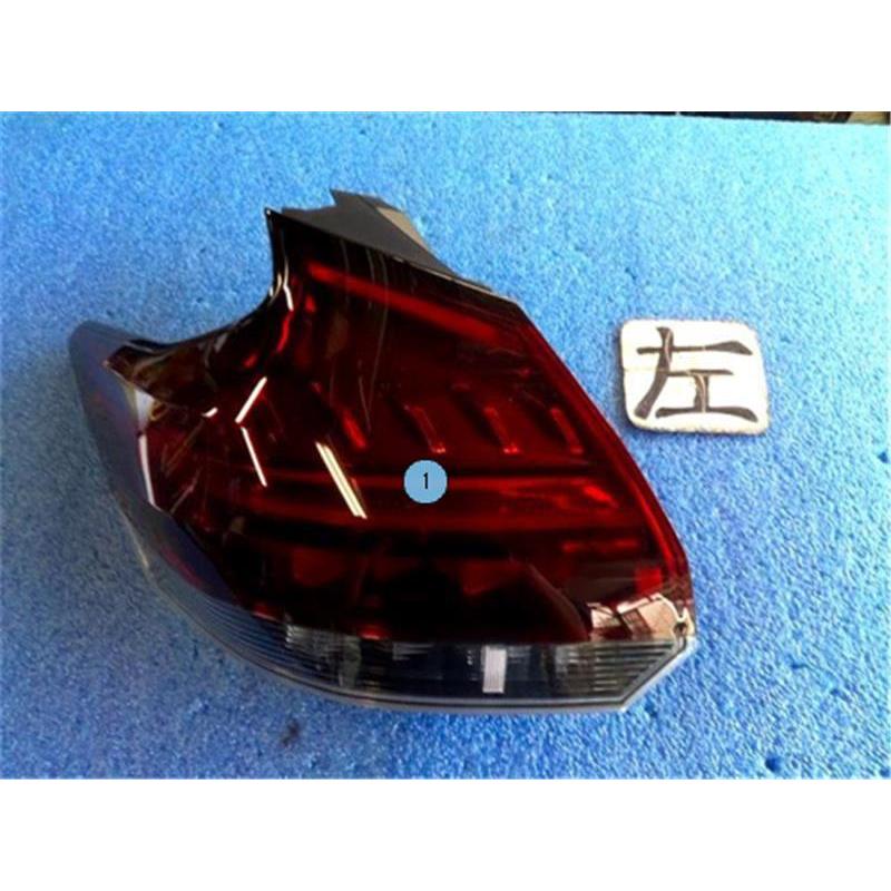 日産 純正 キックス 《 SNP15 》 左テールランプ P41700-25006816