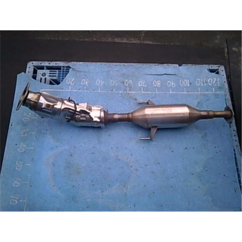 Yoke マフラー トヨタ 純正 オーリス 《 ZWE186H 》 フロントエキゾースト