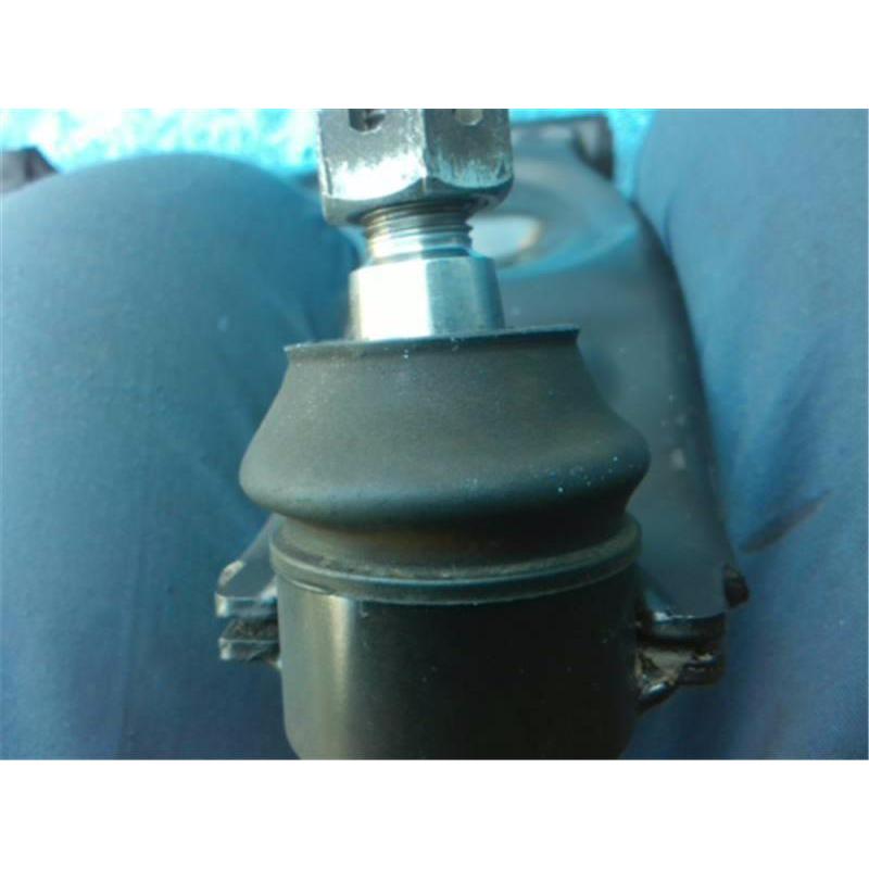 ダイハツ 純正 エッセ 《 L235S 》 右フロントロアアーム P41900