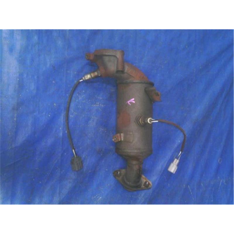 スズキ　エブリィ　DA64V 純正触媒　資源用 スズキ 純正 エブリィ 《 DA64V 》 触媒 14190-56M50 P42400-26004867