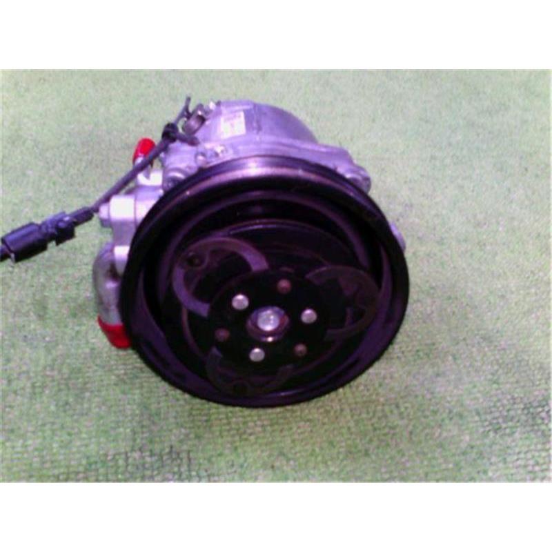 スズキ 純正 キャリー 《 DA16T 》 エアコンコンプレッサー