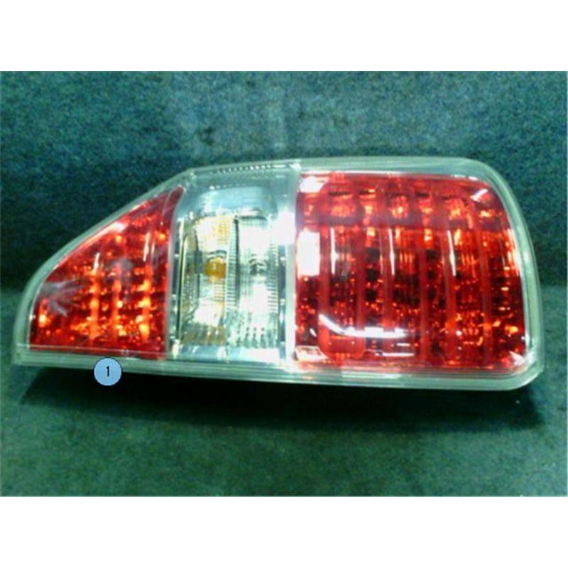 ZRR70G テールランプ 右