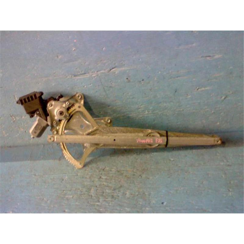 トヨタ 純正 カローラルミオン 《 NZE151N 》 右フロントパワー