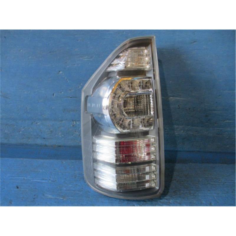 トヨタ 純正 ヴォクシー 《 ZRR70G 》 左テールランプ 81560-28563 