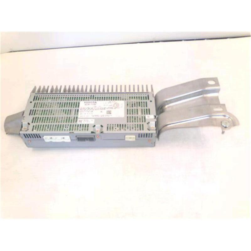 レクサスLS マークレビンソンアンプ　美品 レクサス純正 GVF50/LS500h 純正 マークレビンソン アンプ