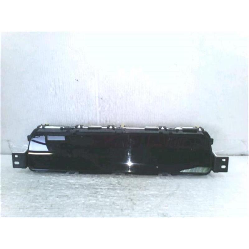 トヨタ 純正 アクア 《 NHP10 》 スピードメーター P60200-25018218
